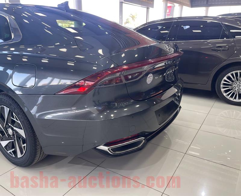 هيونداي كراندر 2022 هايبرد وارد كوري
