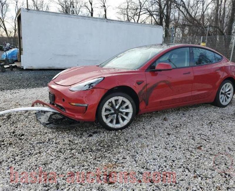 TESLA MODEL 3   احمر2022 