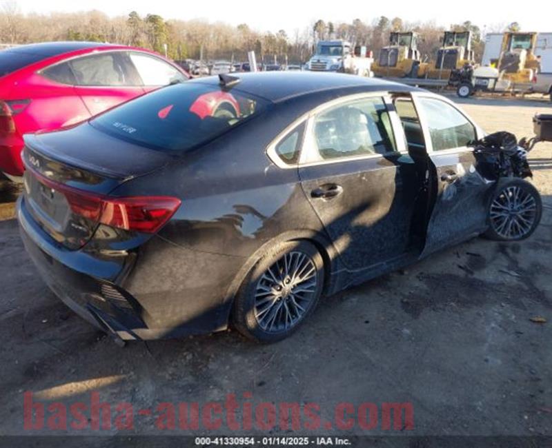 2024 KIA FORTE GT-LINE