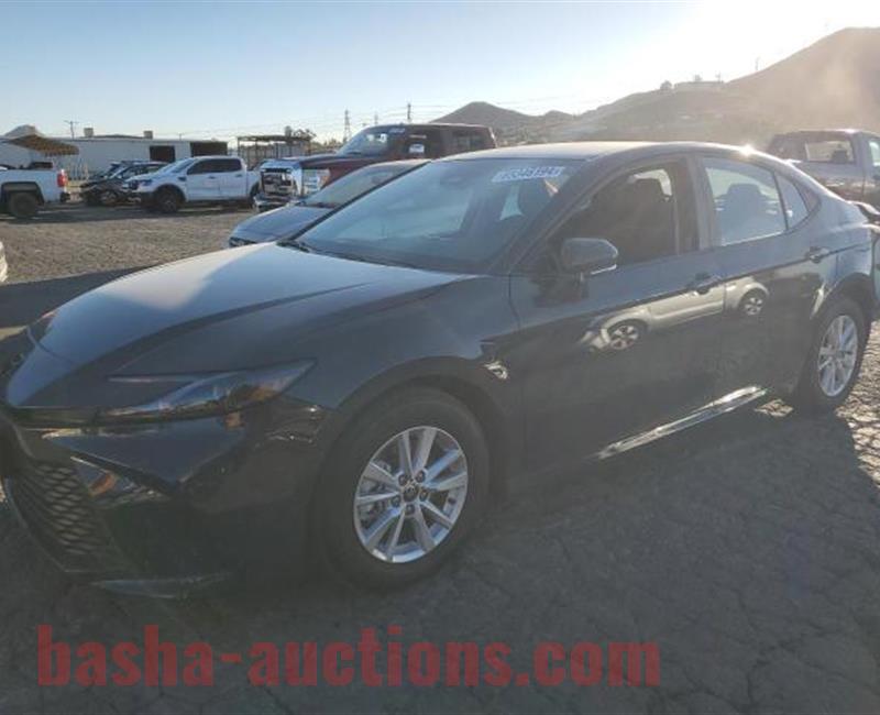 2025 TOYOTA CAMRY XSE