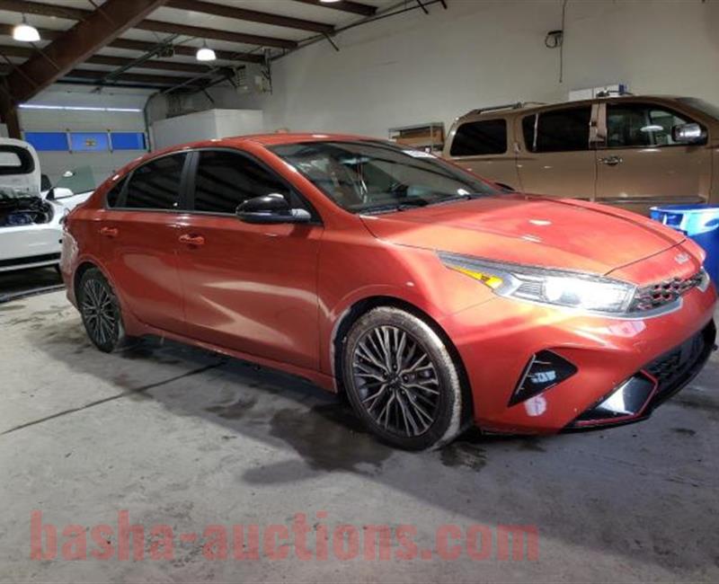 2023 KIA FORTE GT LINE