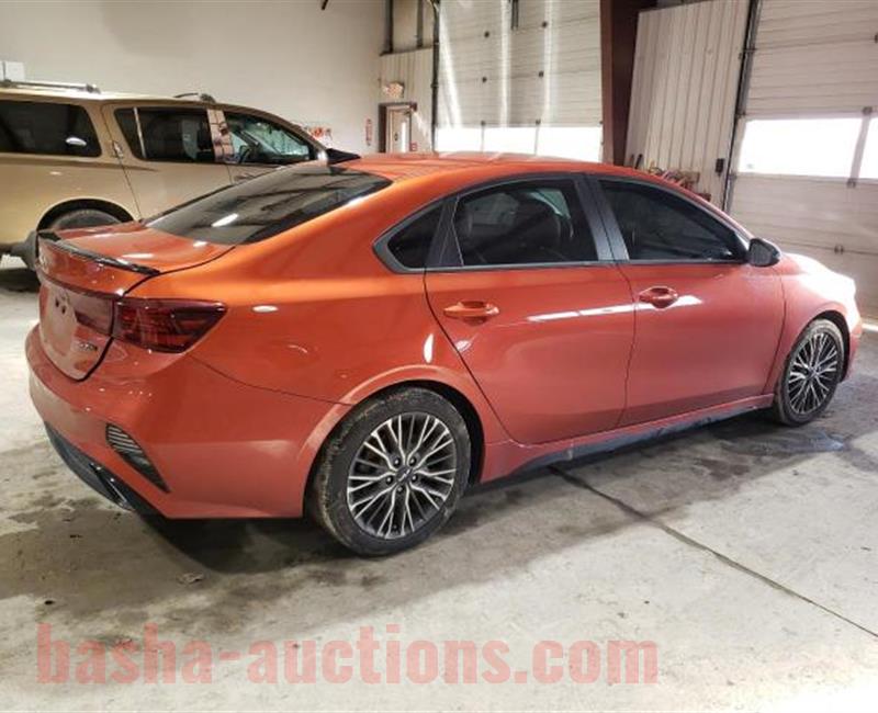 2023 KIA FORTE GT LINE