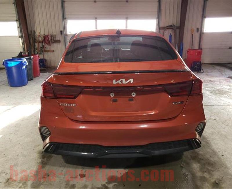 2023 KIA FORTE GT LINE