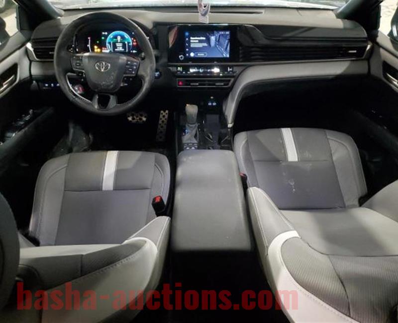 2025 TOYOTA CAMRY XSE