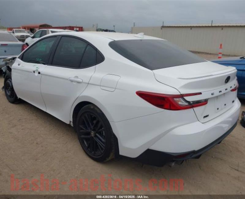 2025 TOYOTA CAMRY SE