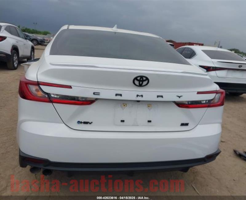 2025 TOYOTA CAMRY SE
