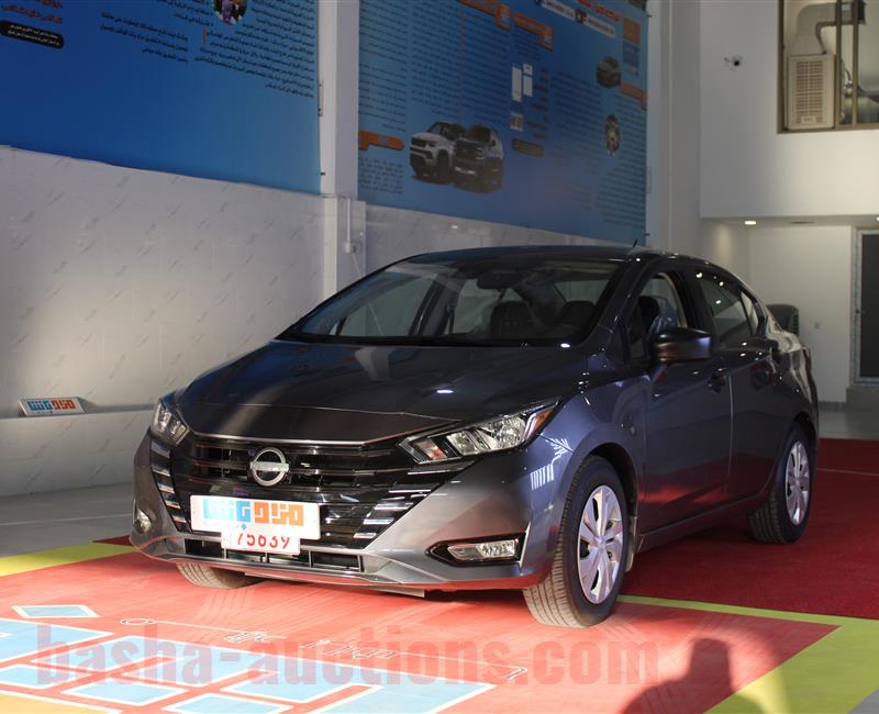 Nissan versa 2024