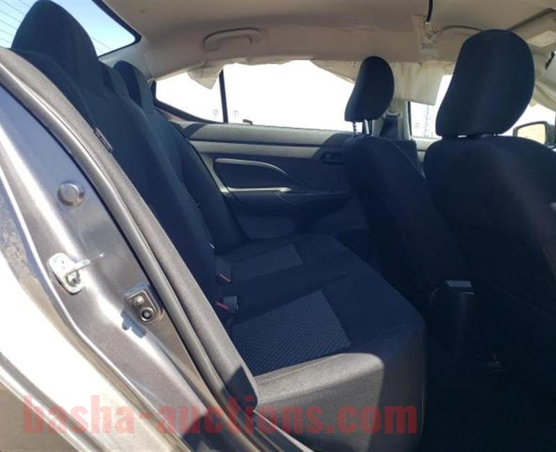 Nissan versa 2024