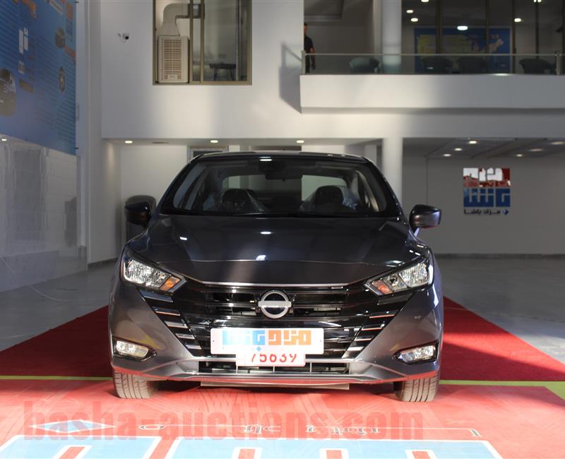 Nissan versa 2024