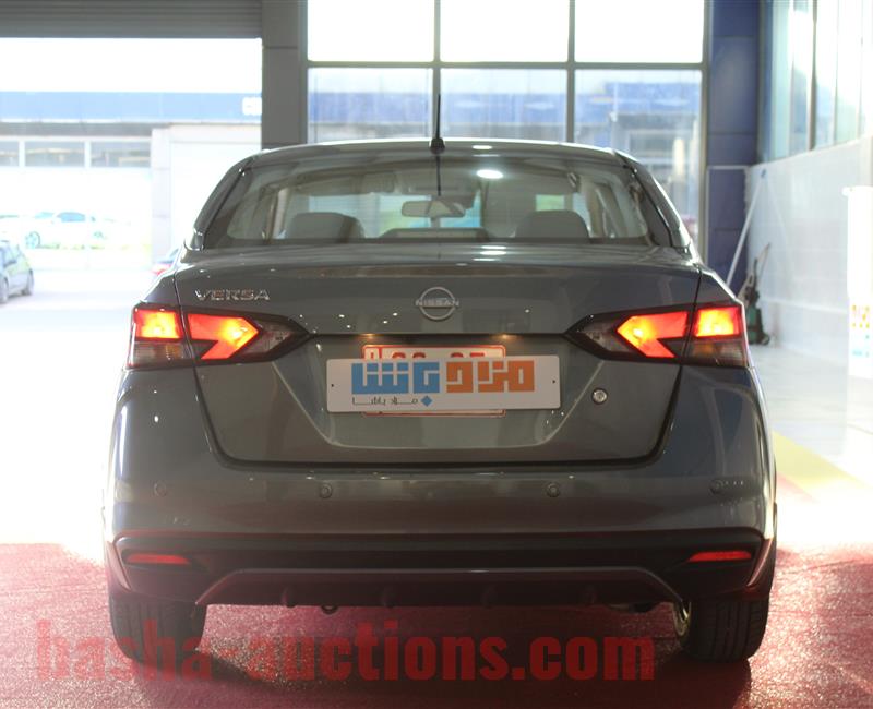 Nissan versa 2024