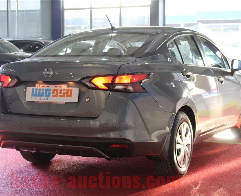 Nissan versa 2024
