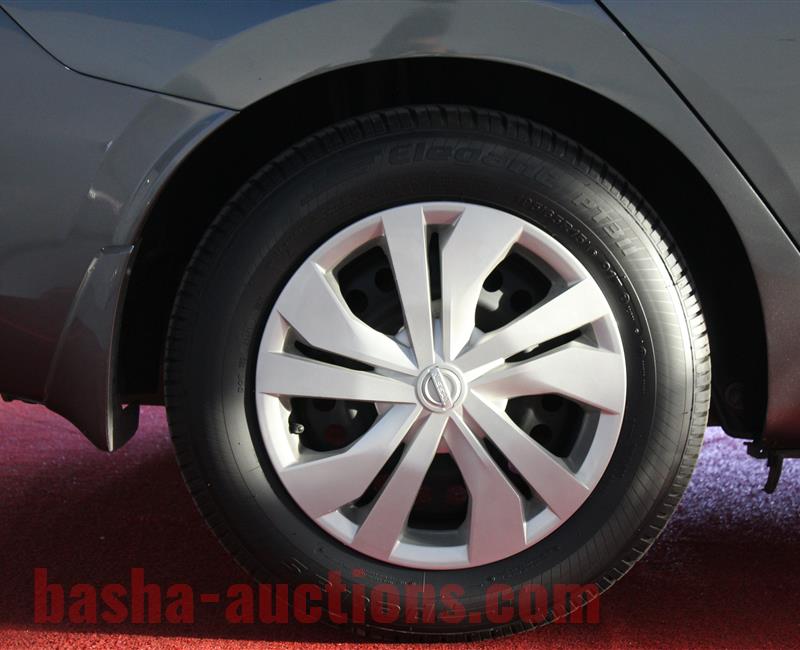 Nissan versa 2024