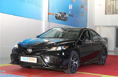 Toyota Camry SE 2023