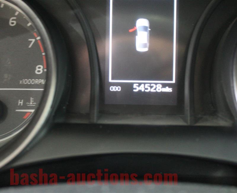Toyota Camry SE 2023