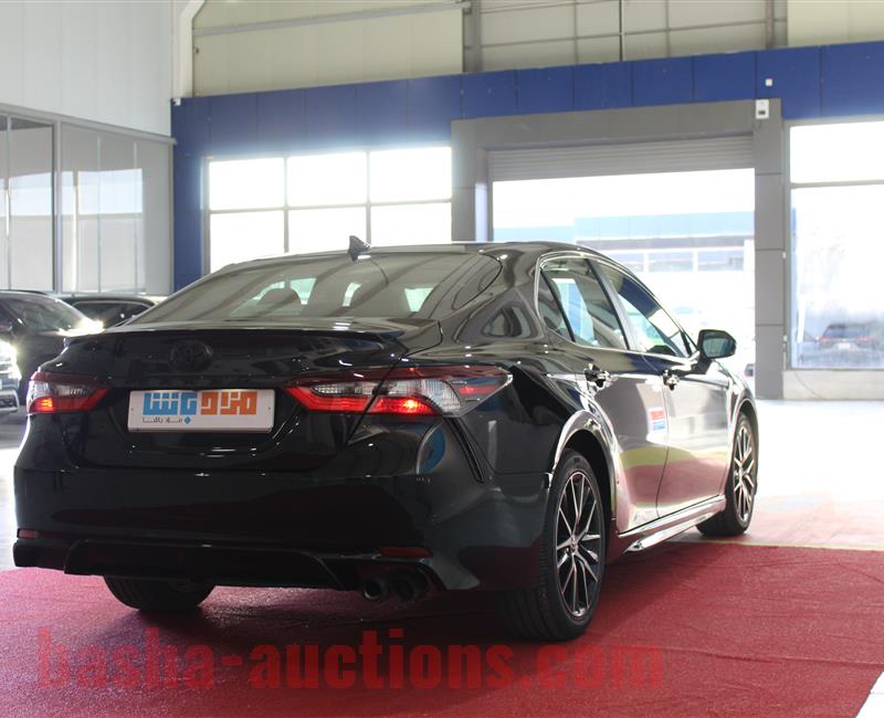Toyota Camry SE 2023