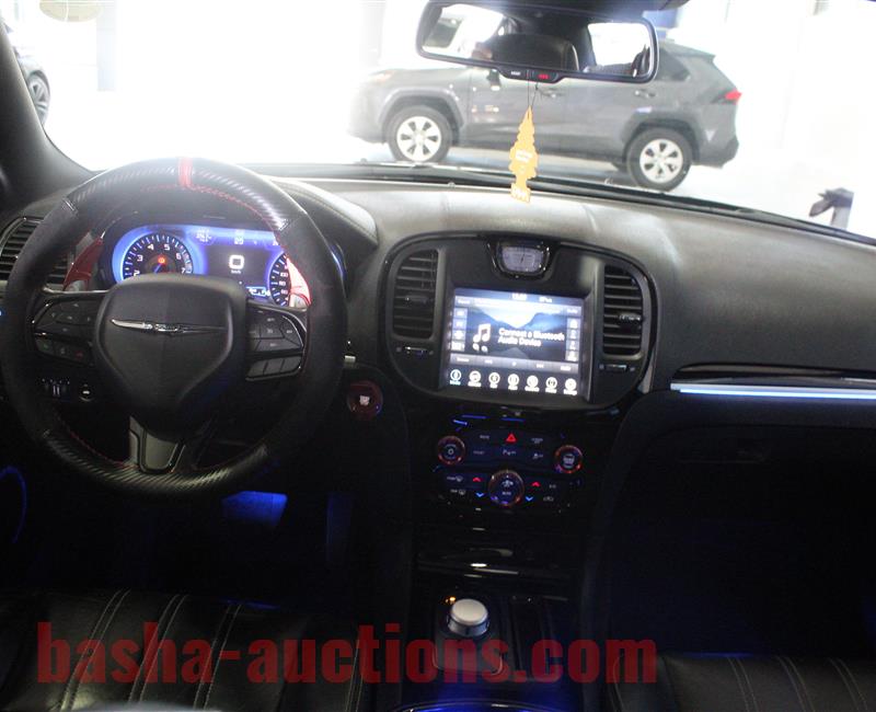 CHRYSLER S300 2022