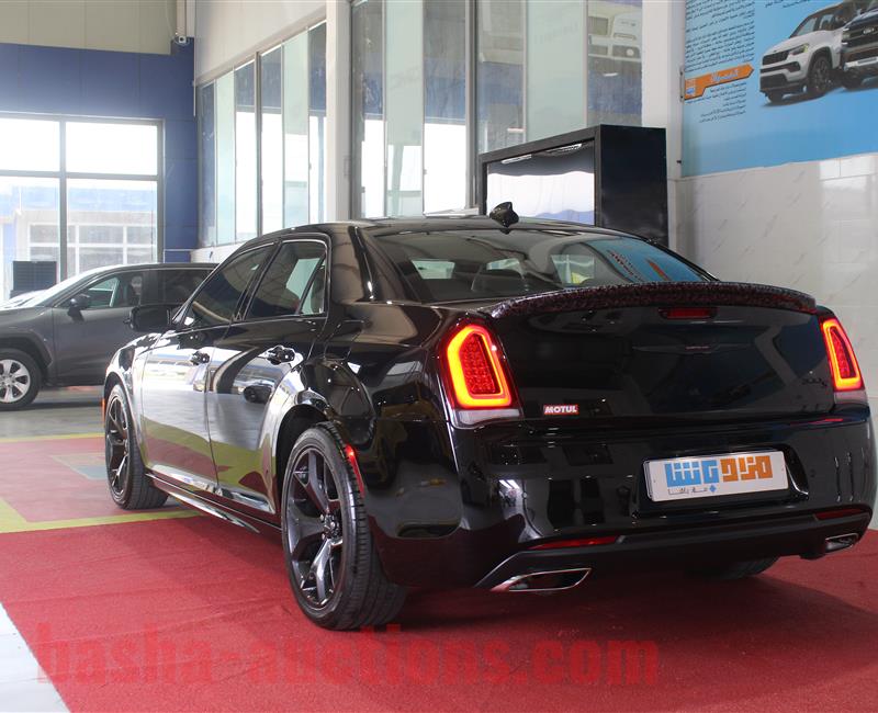 CHRYSLER S300 2022