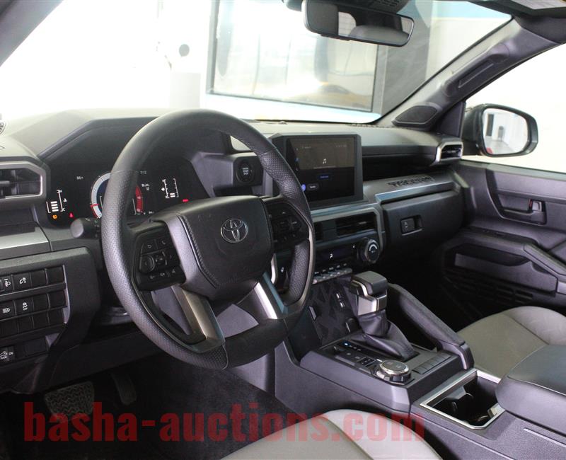 toyota tacoma black 2024